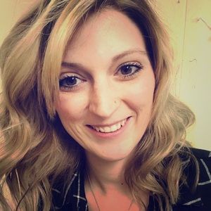 Meet your Posher, Maegan